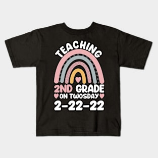 Teaching 2nd Grade on Twosday 2-22-22 Funny Math Teacher Kids T-Shirt